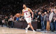 开云官网关于里程碑夜！波特兰开拓者状态回暖；NBA常规赛关键时刻刷纪录；悬念犹存；更衣室氛围转暖的信息