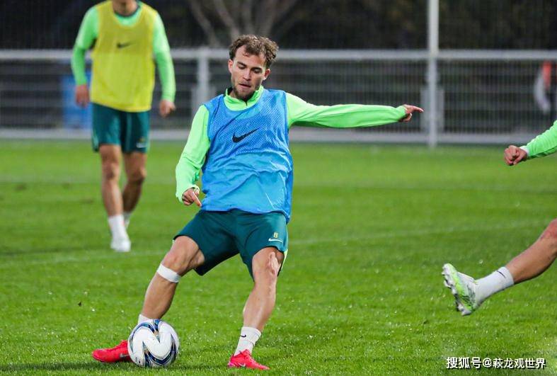 冲刺阶段克里夫兰骑士内部沟通：亚冠节点到来；压力陡增；资深球员宣示担当的简单介绍